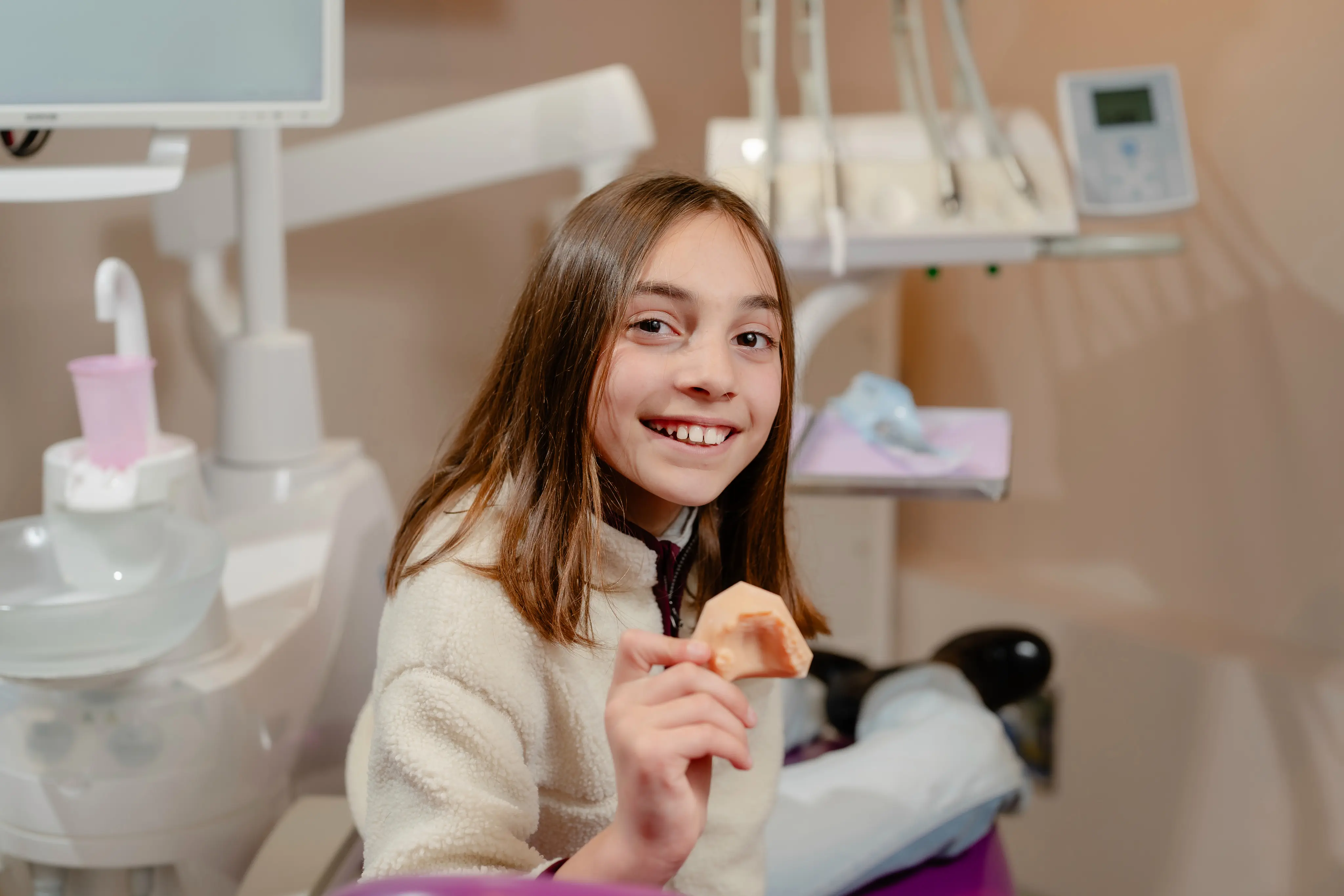 Trattamento di ortodonzia intercettiva a Pisa presso lo Studio Dentistico Martellacci per la correzione precoce dei disallineamenti.
